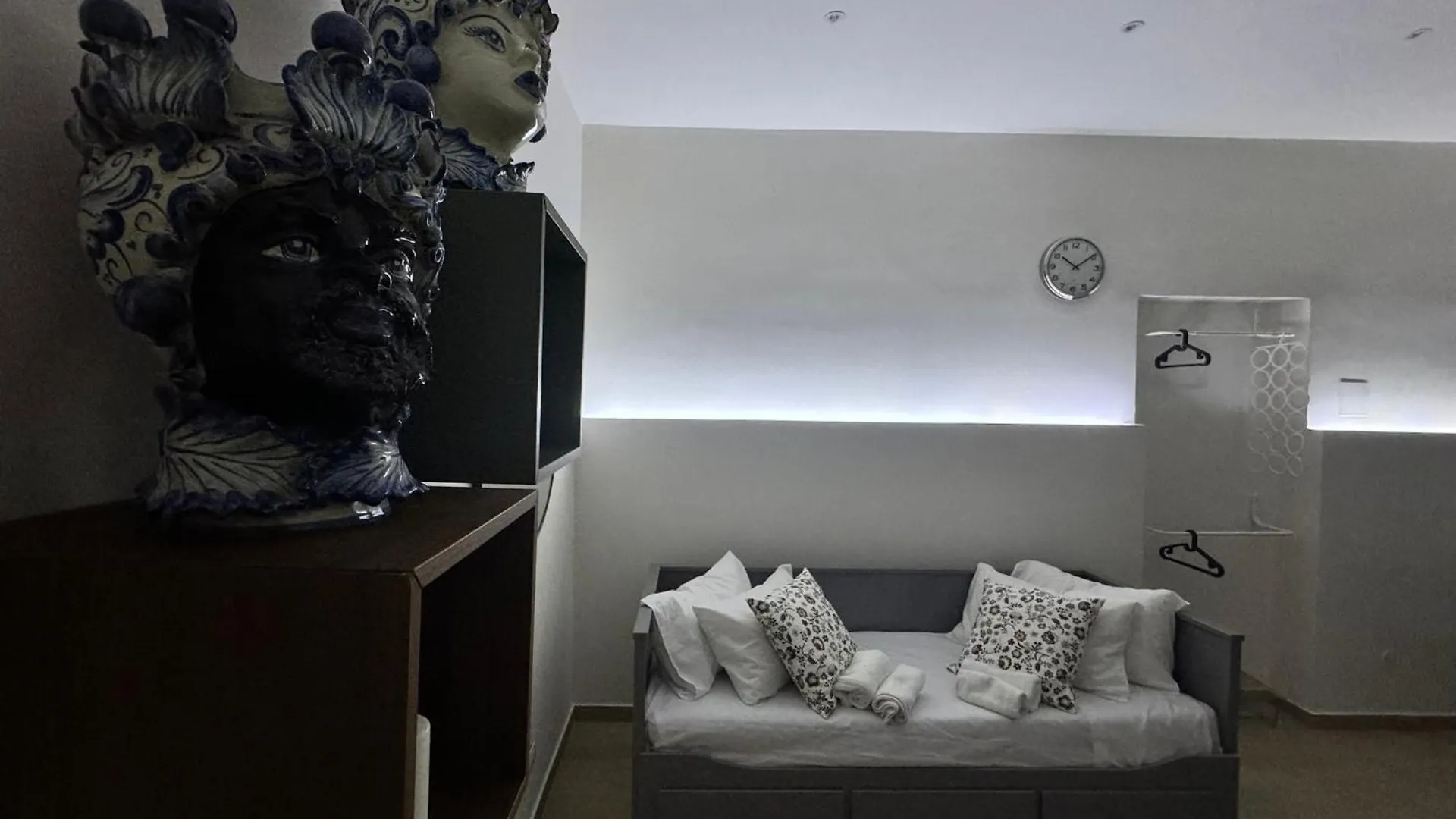 Scilla Sicily Guest House CTA 0*,  Italia